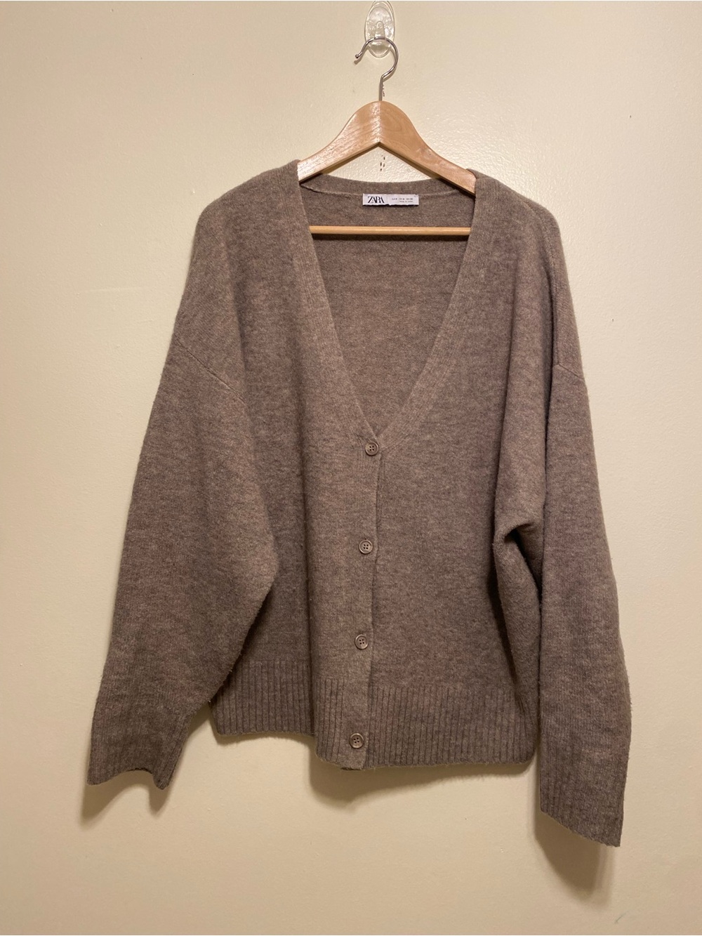 Zara Brown V-Neck Button-Front Women's Cardigan. Size M. Style 2142169/722